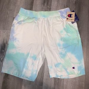 Champion tye dye shorts